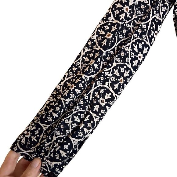 Women’s Amuse Society‎ Vneck Patterned Blouse 100% Viscose Size XS - Picture 4 of 12